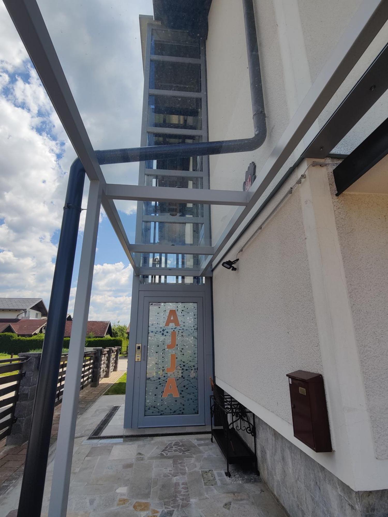 Apartma Ajja Šenčur Zewnętrze zdjęcie