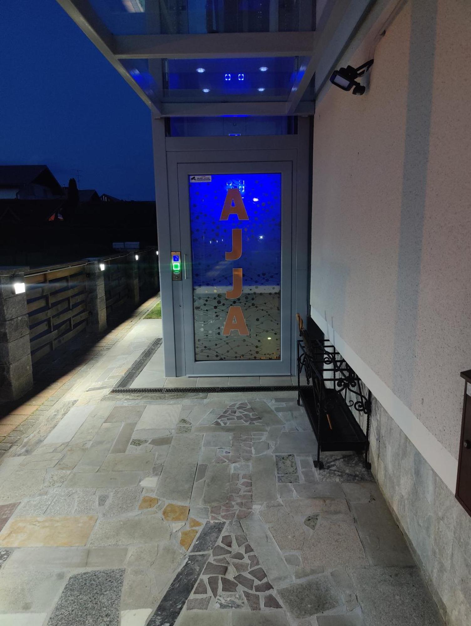 Apartma Ajja Šenčur Zewnętrze zdjęcie